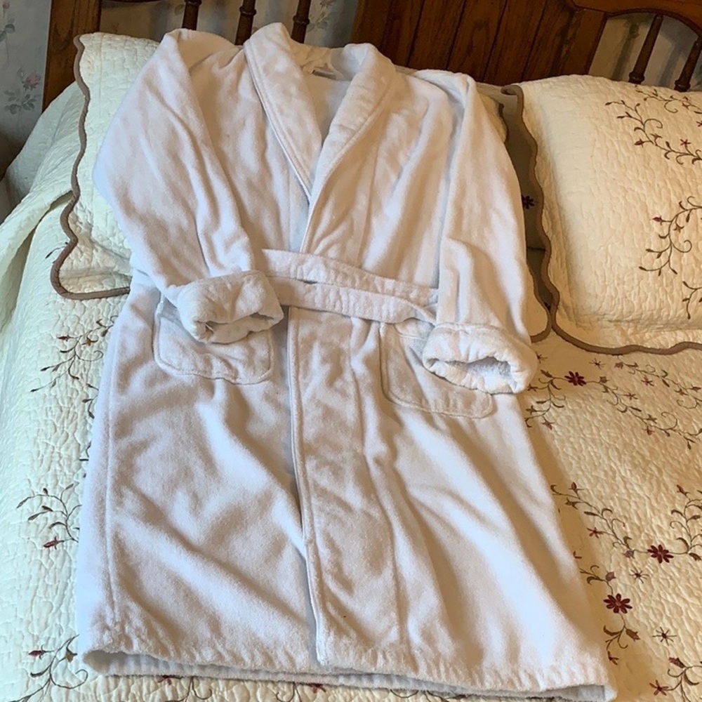 White robe good quality